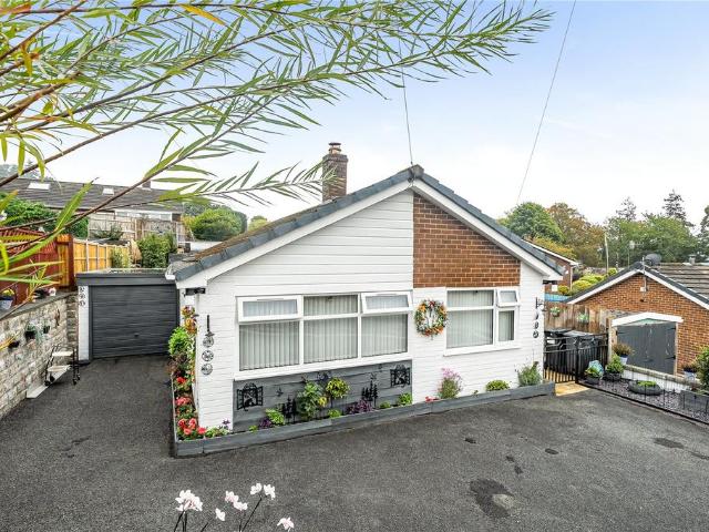 Bungalow for sale in Trehafren, Newtown