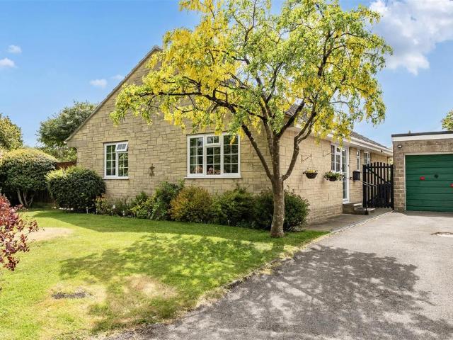 Bungalow for sale in Mosterton