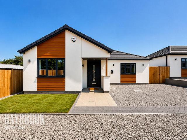 Bungalow for sale in Wath Upon Dearne, South Yorkshire