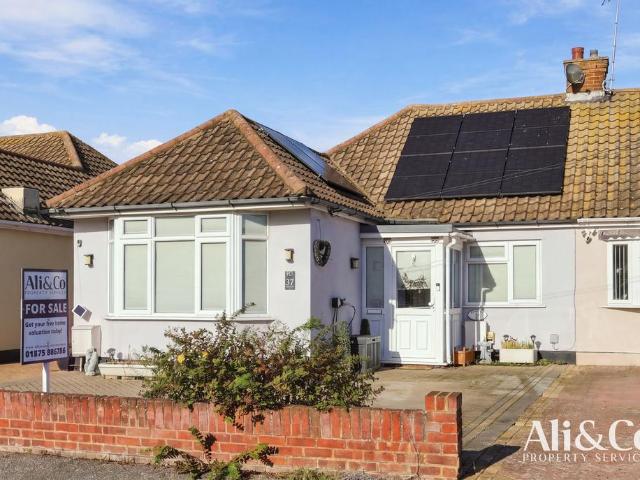 Bungalow for sale in Corringham, Essex