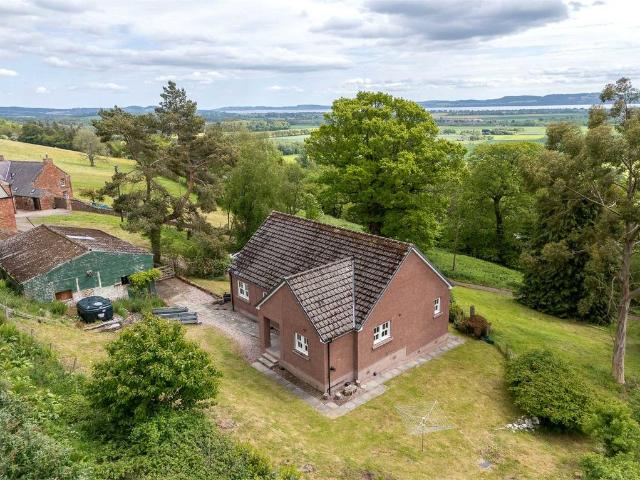 Bungalow for sale in Kinnaird, Scotland