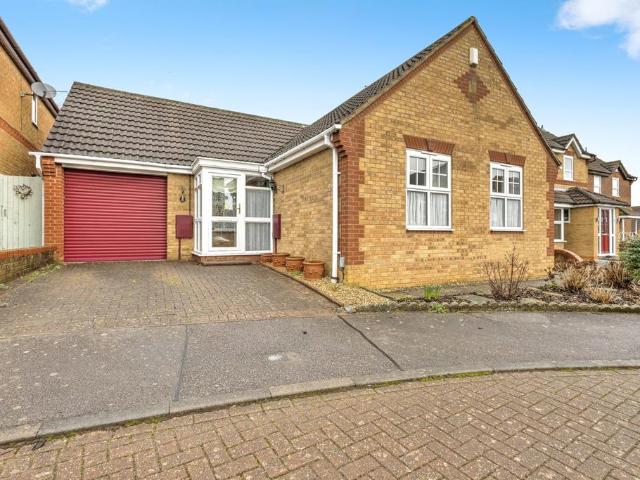 Bungalow for sale in Northampton, Northamptonshire