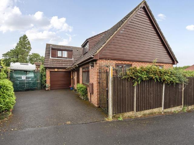 Bungalow for sale in Spring Vale, Hampshire