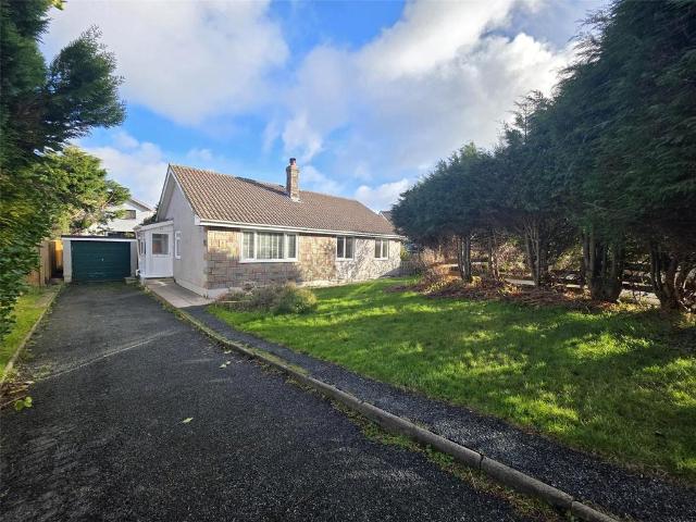 Bungalow for sale in Hundleton, Wales