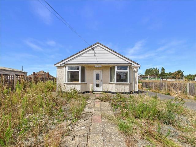 Bungalow for sale in Chipping Hill, Essex