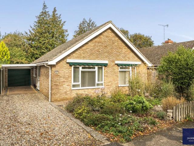Bungalow for sale in Moulton, West Suffolk