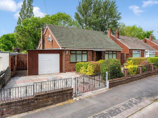 Bungalow for sale in Hough Green, Widnes