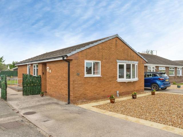 Bungalow for sale in Kinmel Bay, Wales