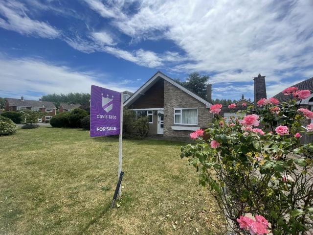 Bungalow for sale in Dromore, Oxfordshire