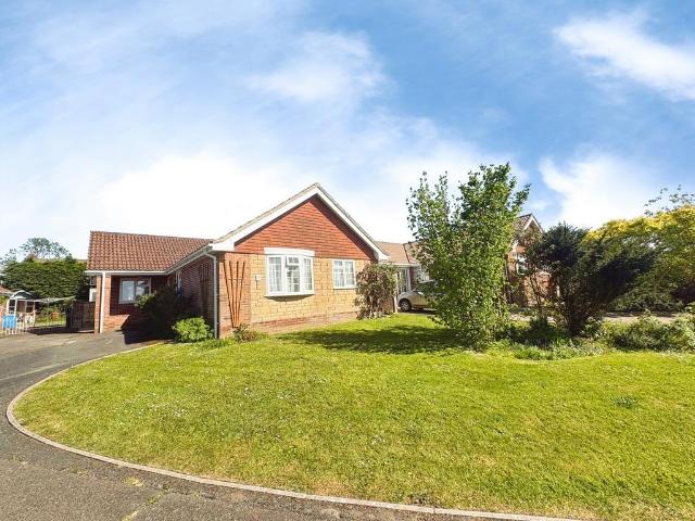 Bungalow for sale in East Cowes, Isle Of Wight