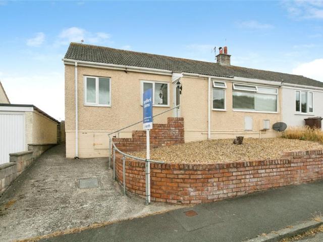 Bungalow for sale in Esgyryn, Conwy