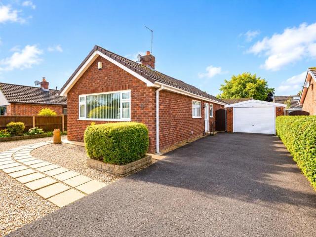 Bungalow for sale in Mynydd Isa, Wales