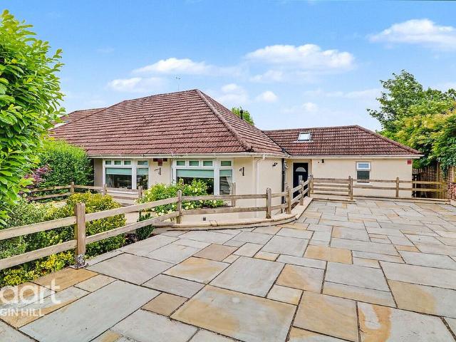 Bungalow for sale in Hillview, Surrey