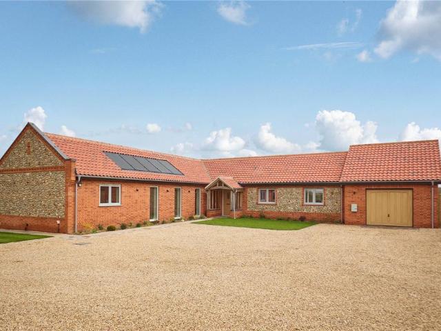 Bungalow for sale in Comers, Norfolk