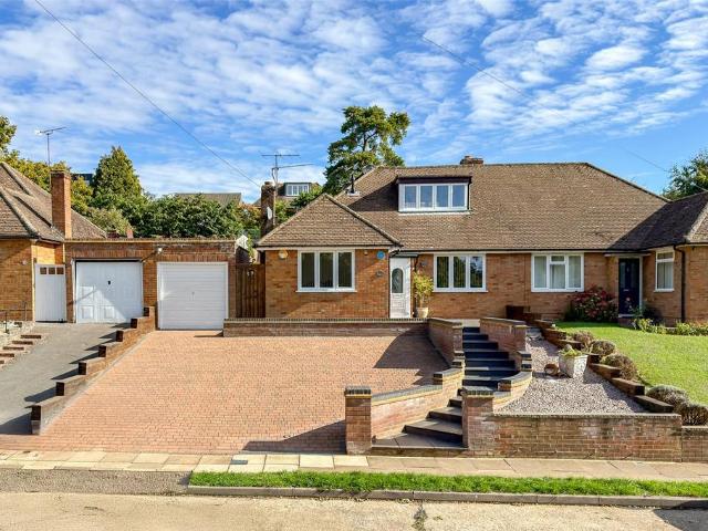 Bungalow for sale in St Albans, Five Acres