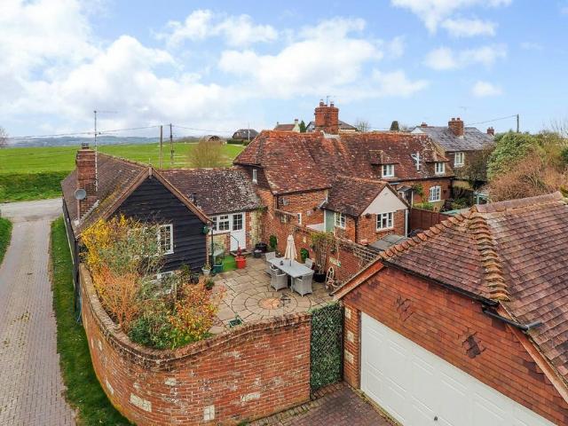 Bungalow for sale in Bolton Low Houses, Hampshire