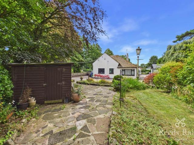 Bungalow for sale in Hazel Grove, Greater Manchester