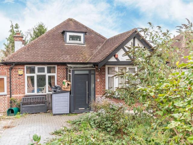 Bungalow for sale in London Borough of Hillingdon, Greater London