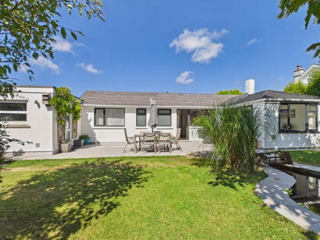 Bungalow for sale in Carnhell Green, Cornwall