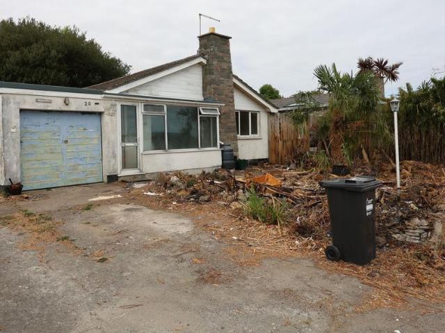 Bungalow for sale in Gorran Haven, Cornwall