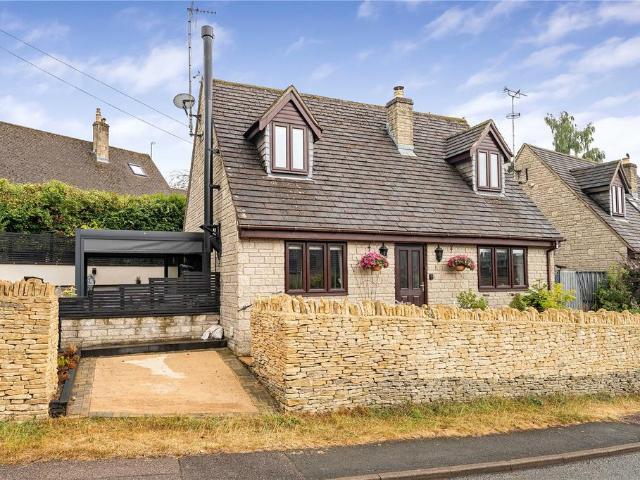 Bungalow for sale in Fossebridge, Gloucestershire
