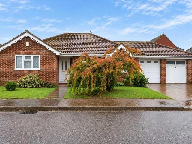 Bungalow for sale in Clacton-on-Sea, Tendring