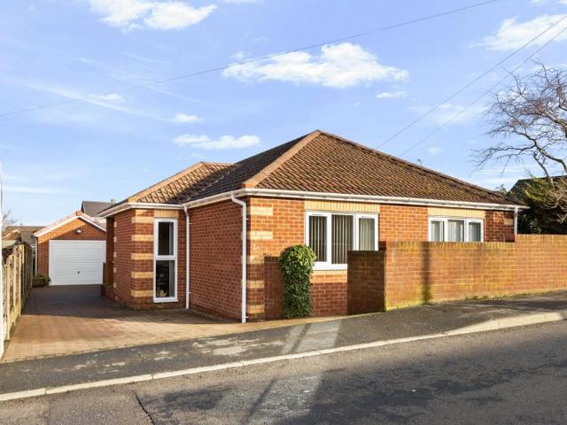 Bungalow for sale in Broughton, North Lincolnshire