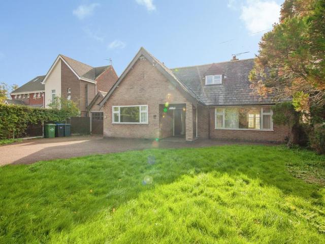 Bungalow for sale in Scraptoft, Harborough