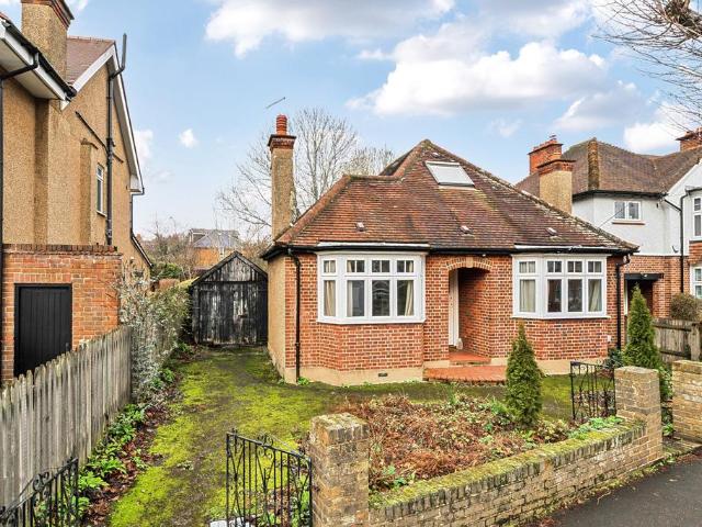 Bungalow for sale in Batchworth, Hertfordshire