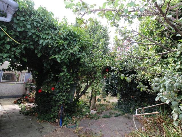 Bungalow for sale in Oxenden, The Bridge