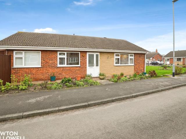 Bungalow for sale in Hallcroft, Costhorpe