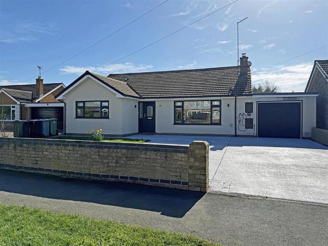 Bungalow for sale in Baron St Martin, Barholm
