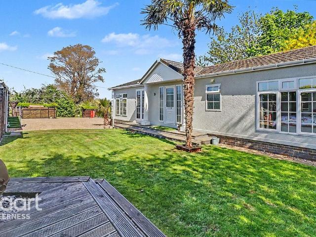 Bungalow for sale in Minster-on-Sea, Oad Street