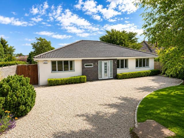 Bungalow for sale in Grange, West Kirby