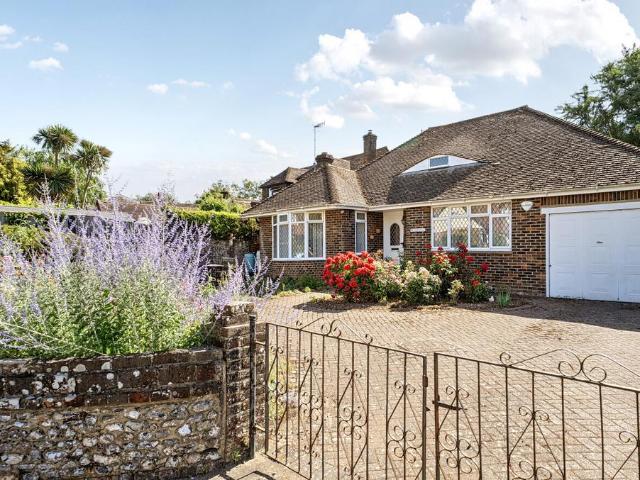 Bungalow for sale in Nepcote, Clapham