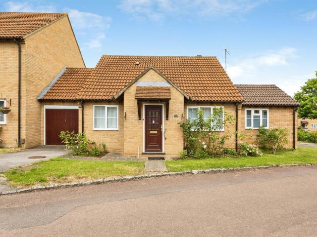 Bungalow for sale in Earley