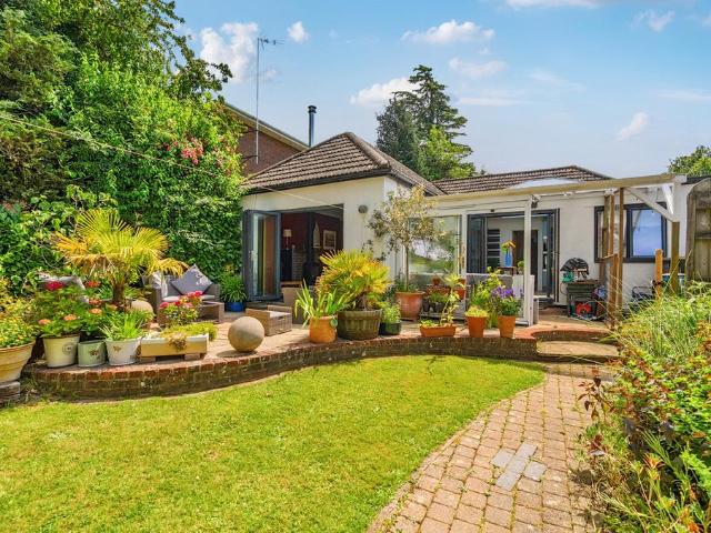 Bungalow for sale in Bolton Low Houses, Hampshire