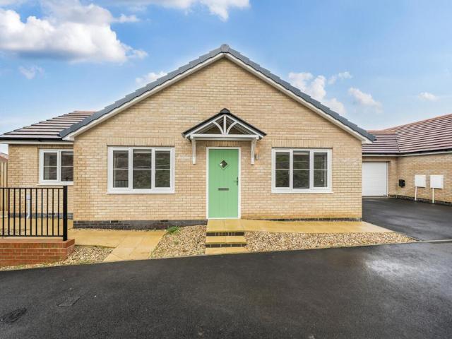 Bungalow for sale in Wincanton, Somerset