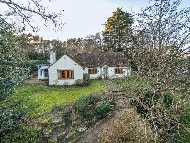 Bungalow for sale in Lower Bourne, Fole