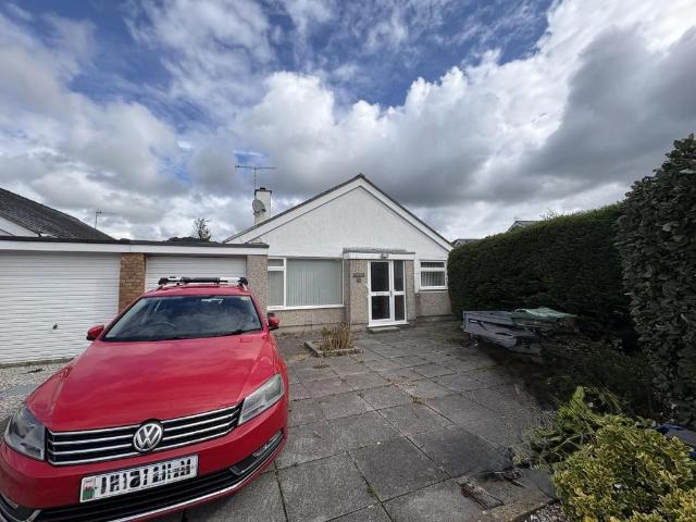 Bungalow for sale in Porthmadog