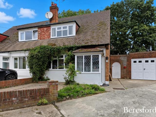 House for sale in Hutton, Navestock Side