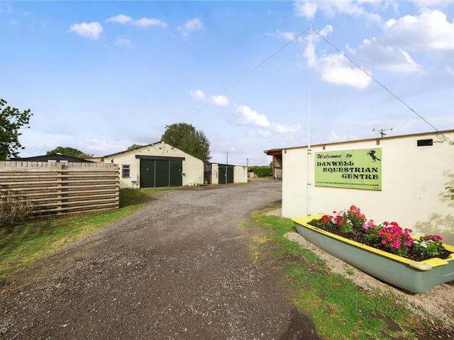 Bungalow for sale in Banwell, North Somerset