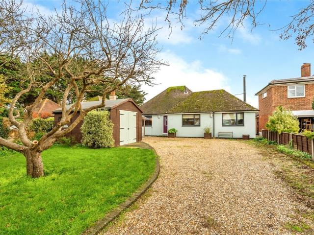 Bungalow for sale in Felpham, Clapham