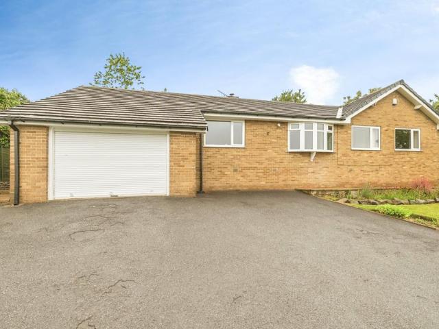 Bungalow for sale in Firthcliffe, Liversedge
