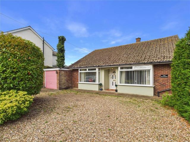 Bungalow for sale in Lawford, Tendring