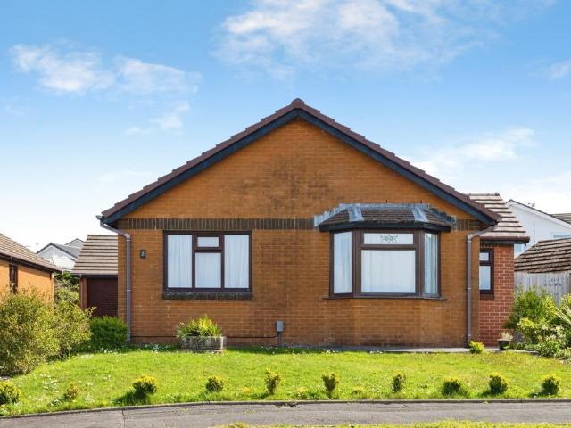 Bungalow for sale in Gorseinon, Wales