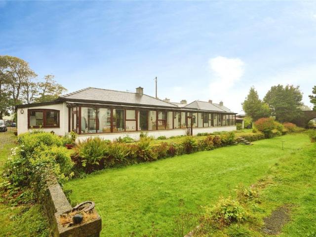Bungalow for sale in Trawsfynydd