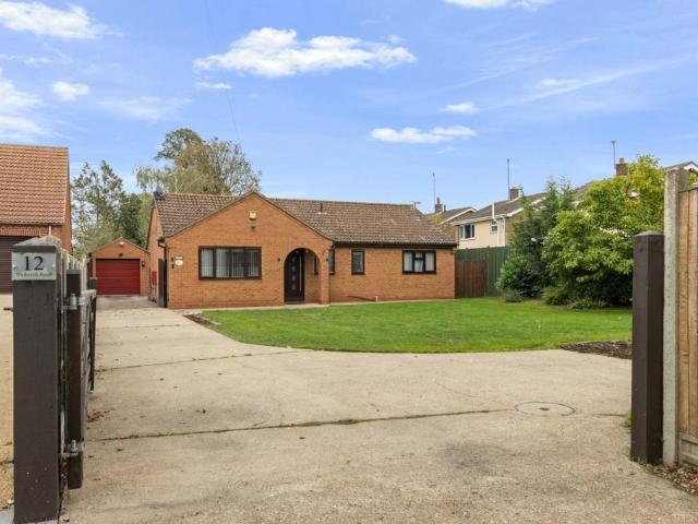 Bungalow for sale in Morton, West Lindsey