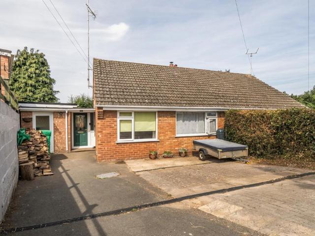 Bungalow for sale in Sandpits