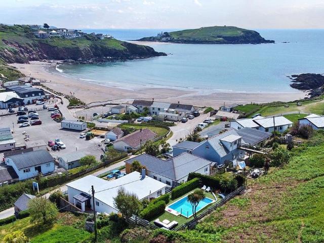 Bungalow for sale in Strode, Devon